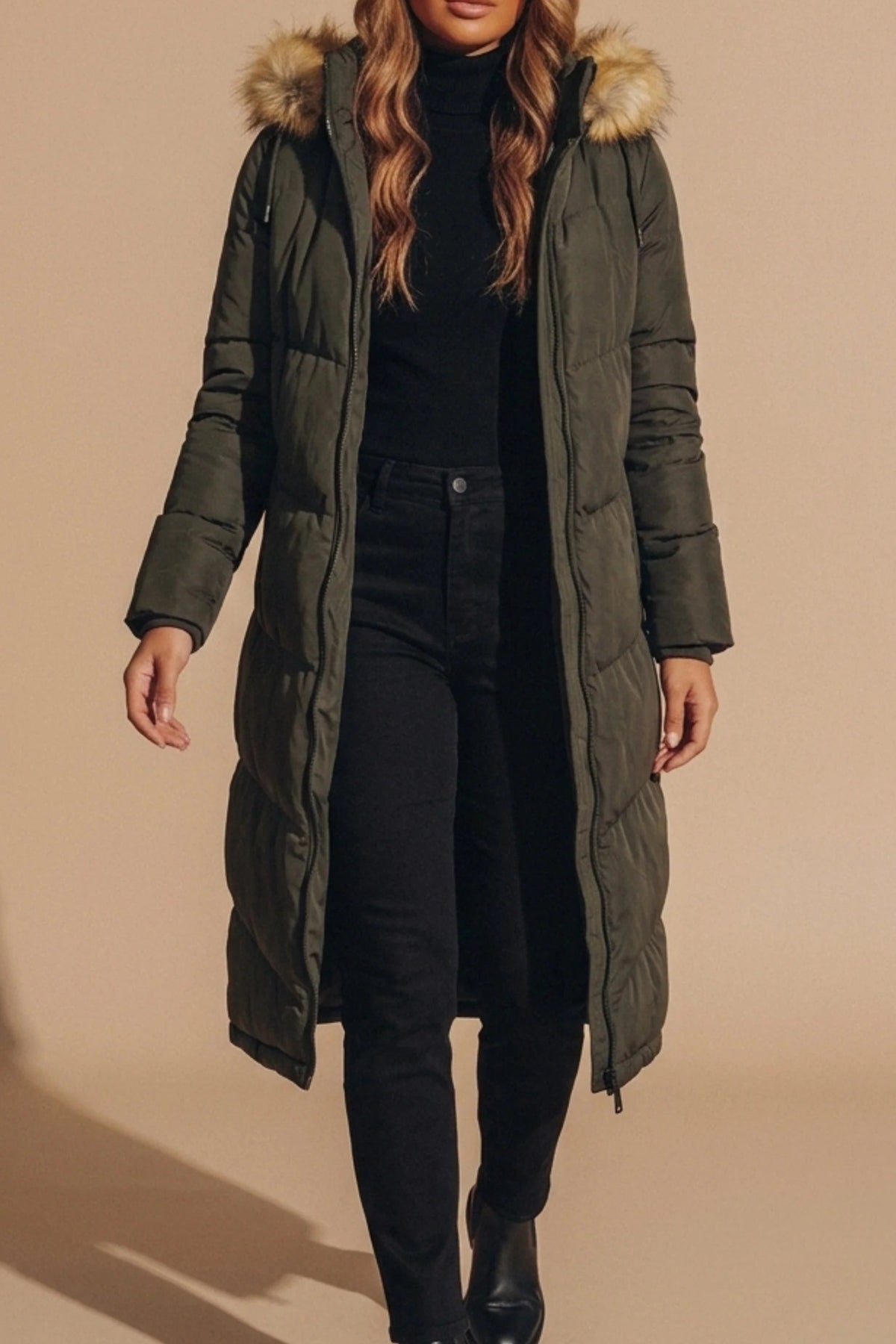Aurette Chelsea boots worn with trousers