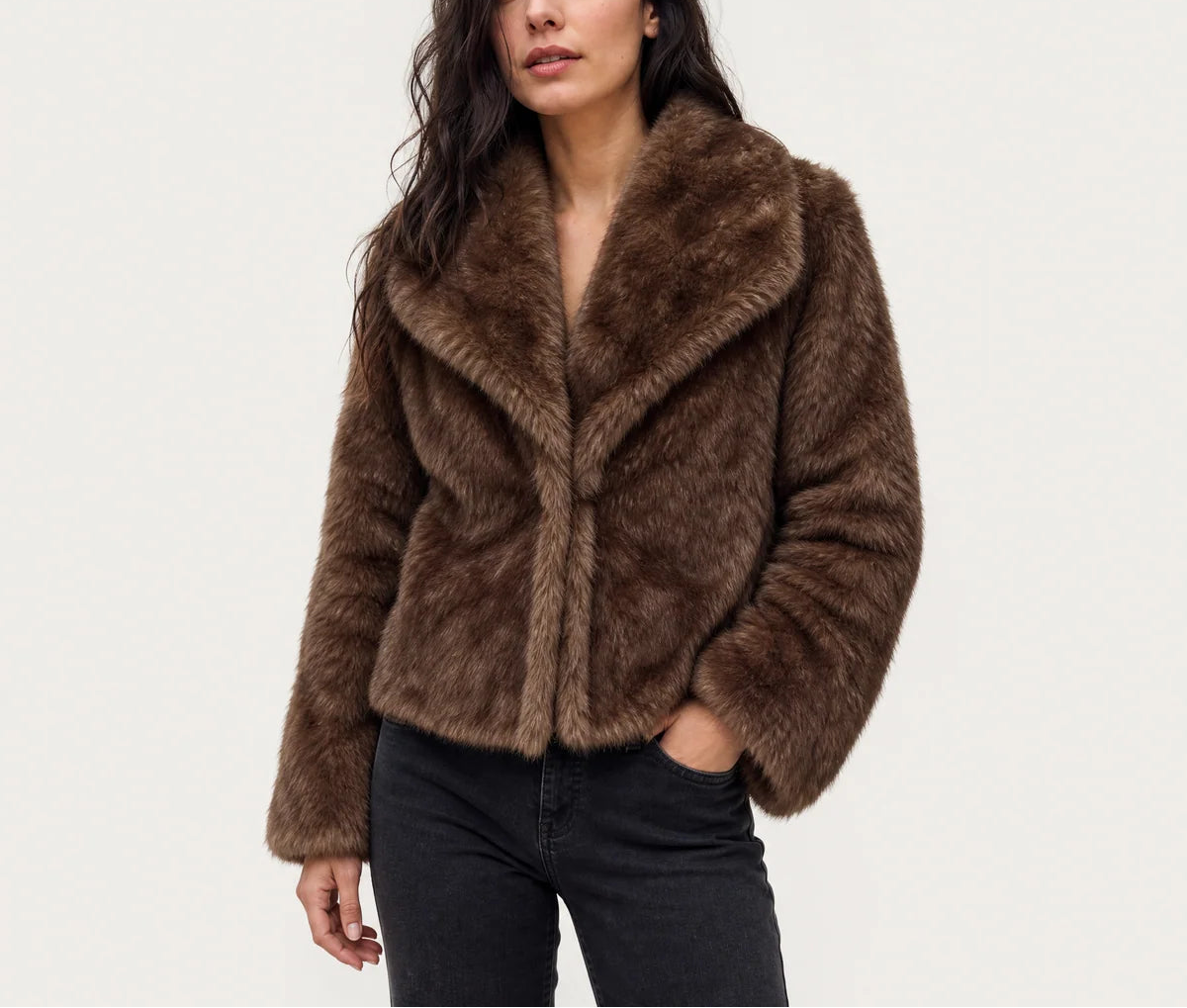Maevine | Women's Faux Fur Coat with Wide Collar